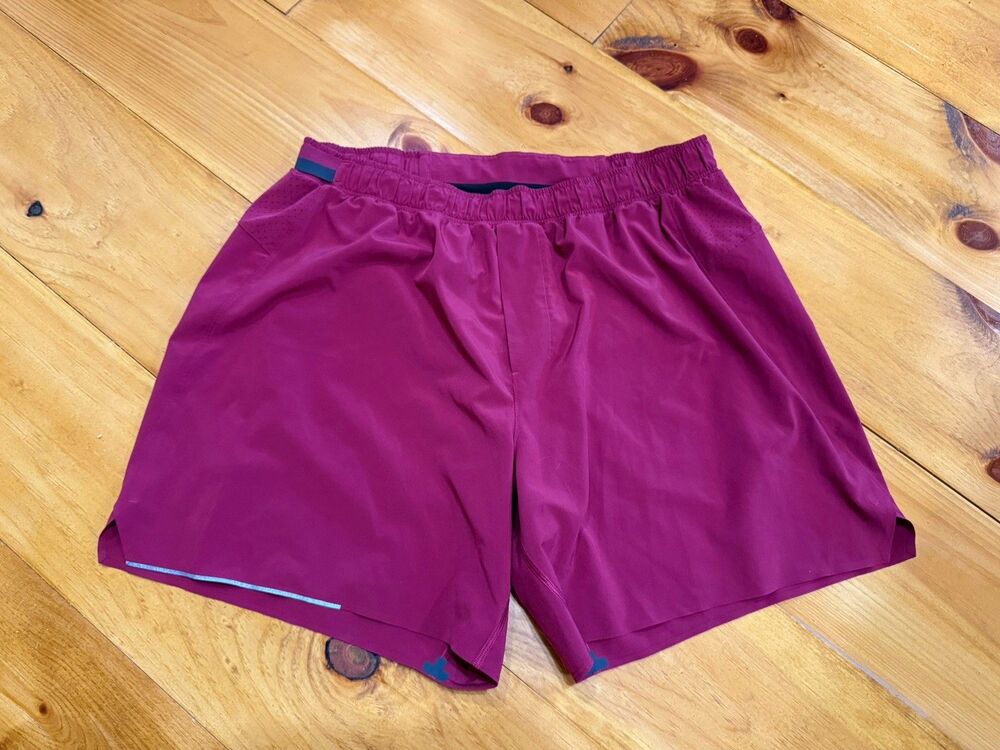 Men’s Lululemon XL Pace Breaker Shorts Liner Less